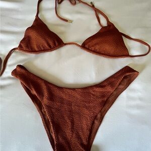Monday Swim , Baron bottom V and top M. Never worn!!! New without tags